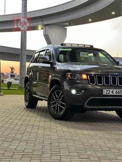 جیپ گراند شیرۆکی